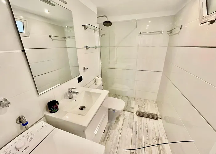 Apartment 5. Cozy In Americas